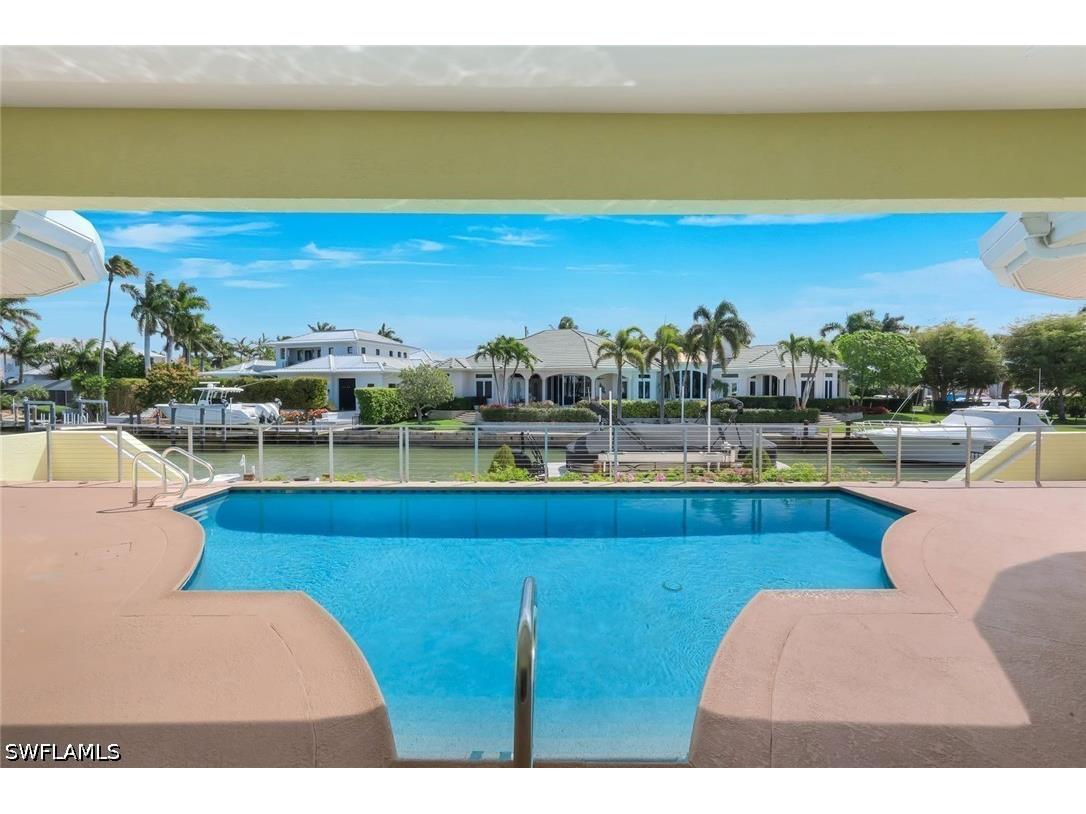 2147 Snook Drive Naples FL 34102 226015214 image32