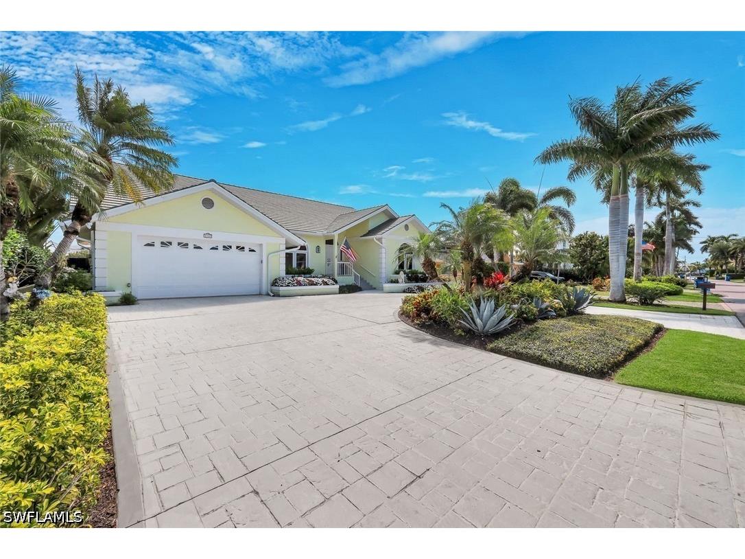2147 Snook Drive Naples FL 34102 226015214 image42