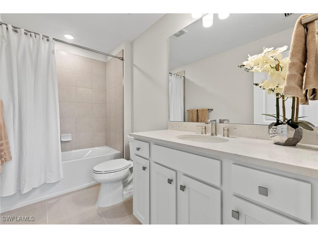 2147 Yellowfin Circle Naples FL 34114 226002616 image16