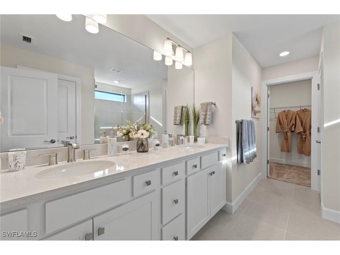 2147 Yellowfin Circle Naples FL 34114 226002616 image19