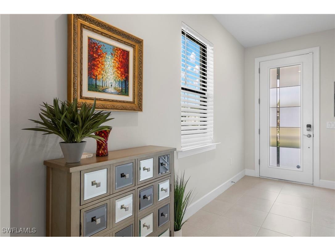 2147 Yellowfin Circle Naples FL 34114 226002616 image2