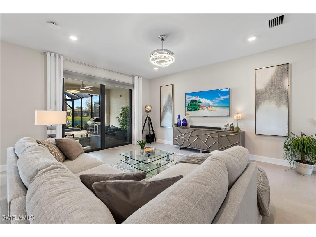 2147 Yellowfin Circle Naples FL 34114 226002616 image4