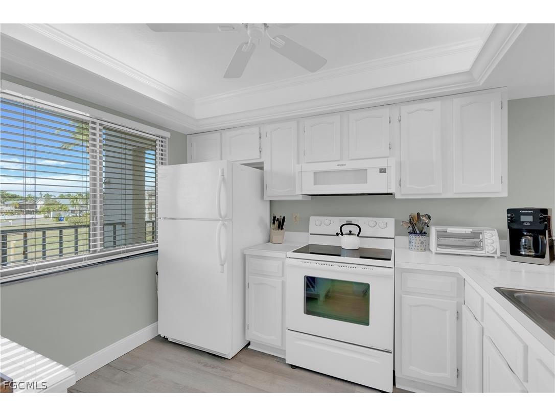 21470 Bay Village Drive #142 Fort Myers Beach FL 33931 2026010696 image7