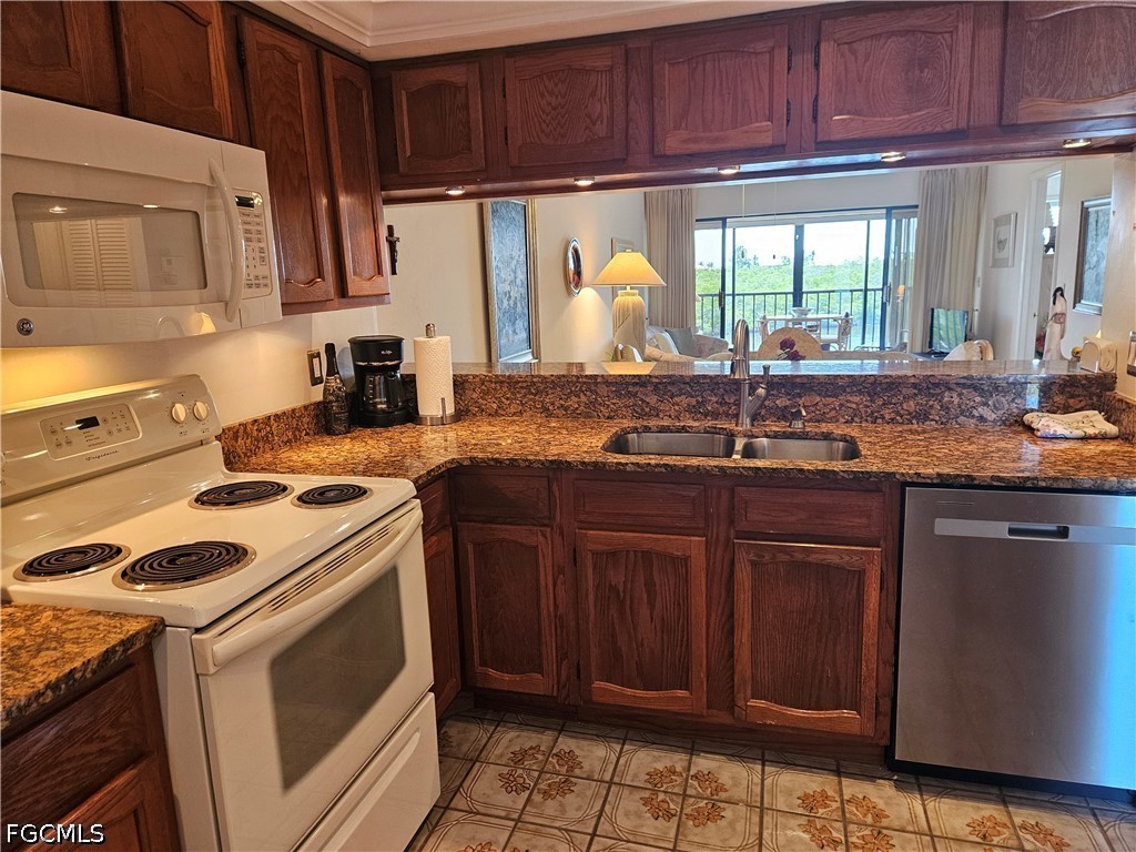 21470 Bay Village Drive #244 Fort Myers Beach FL 33931 2026025493 image5