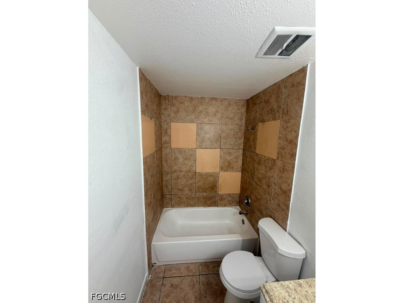 2148 Dora Street #9 Fort Myers FL 33901 2026029074 image11