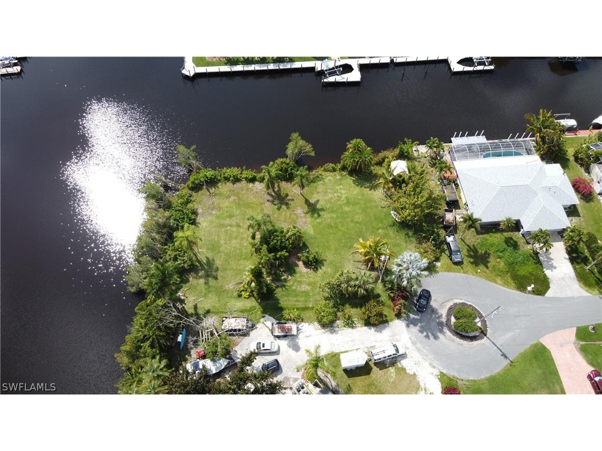 2149 Channel Way North Fort Myers FL 33917 224001867 image1