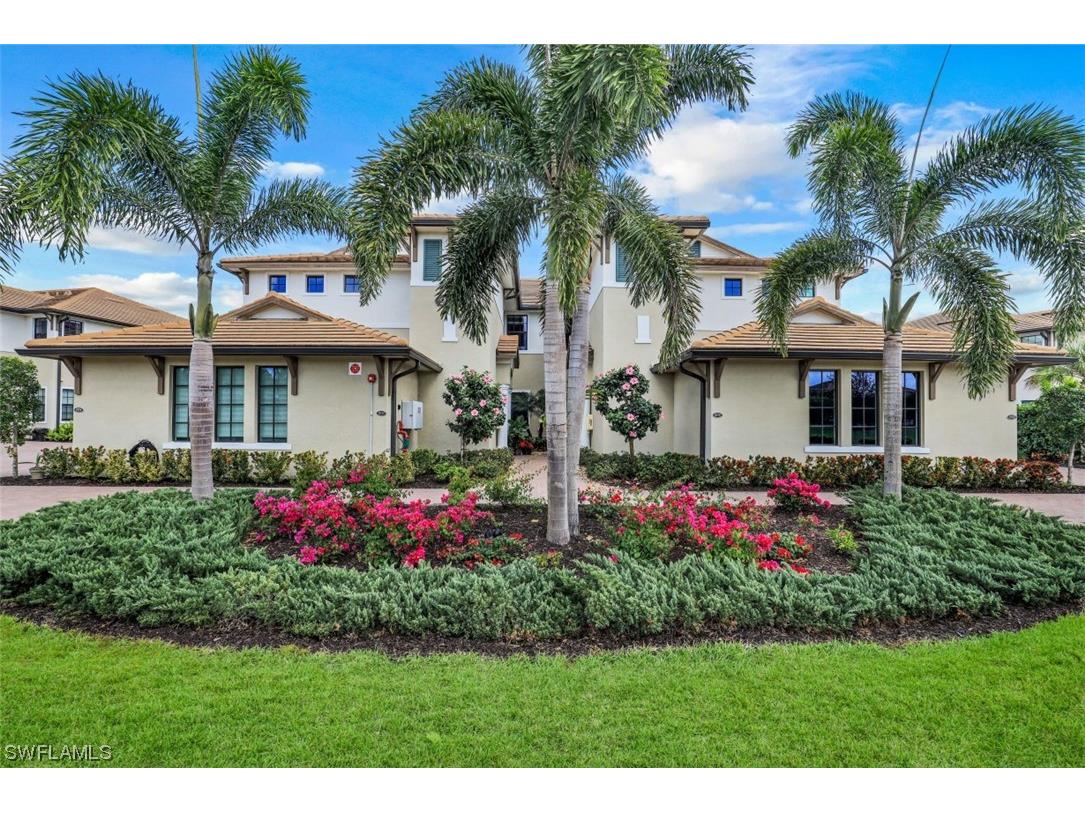 2149 Frangipani Circle #6-101 Naples FL 34120 223015035 image1