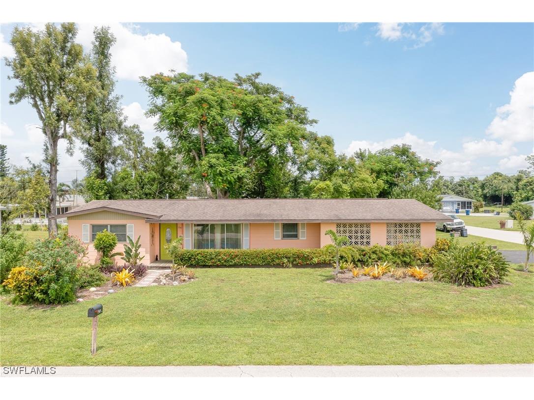 2149 Harvard Avenue Fort Myers FL 33907 223065990 image1