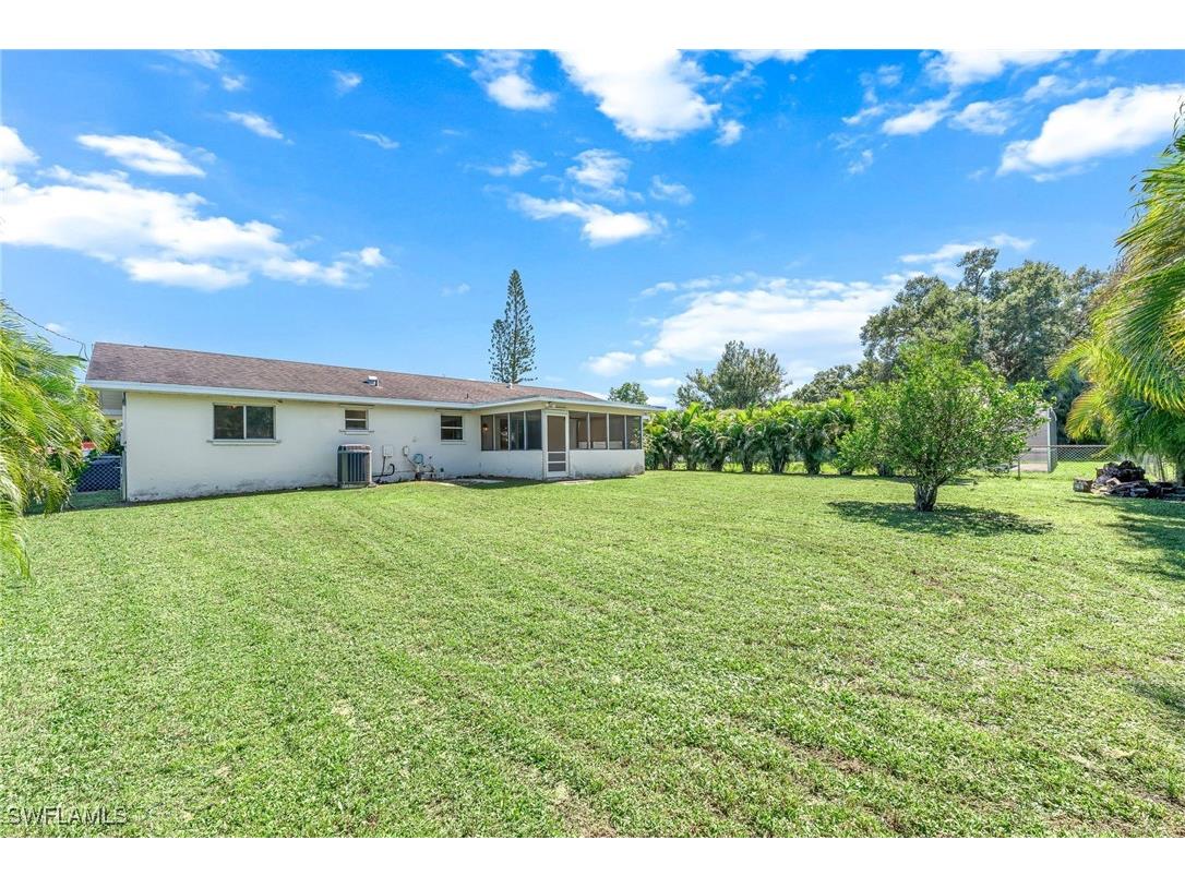 2149 Tropic Avenue Fort Myers FL 33905 225076405 image2