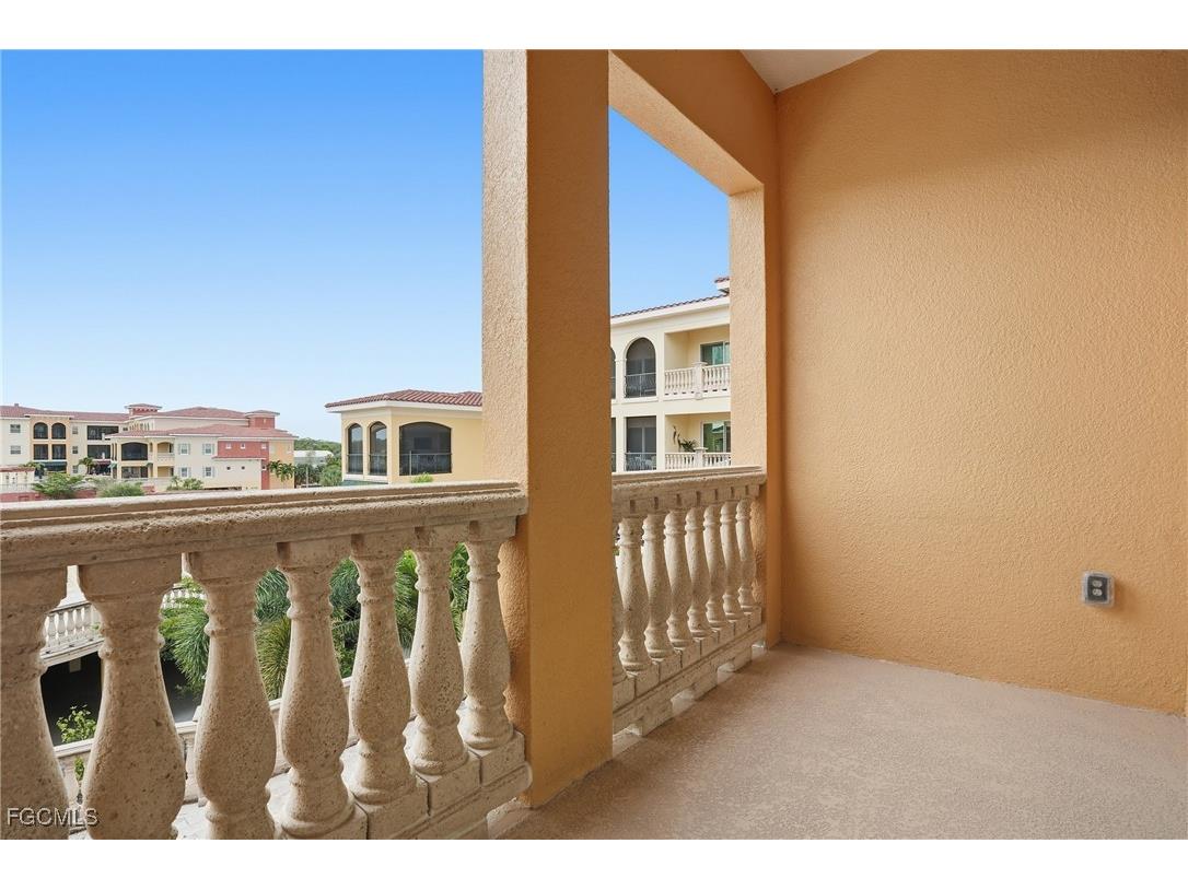 21490 Strada Nuova Circle #307 Estero FL 33928 2026003524 image25