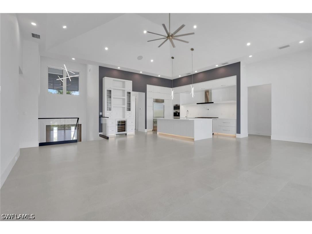 215 1st Street Bonita Springs FL 34134 226002362 image5