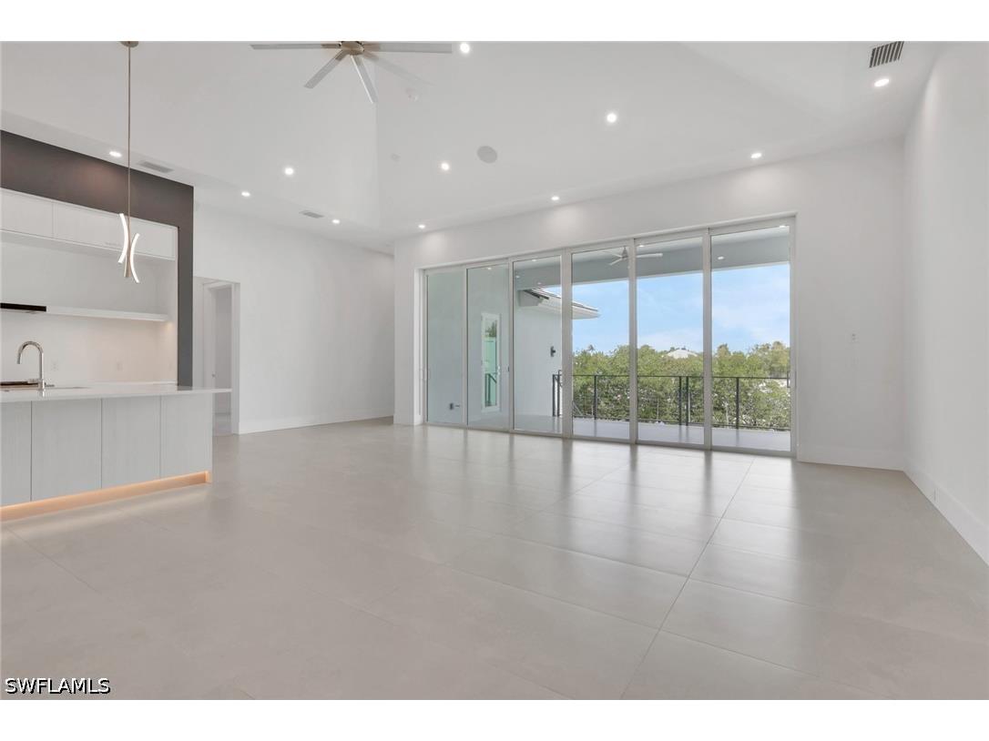 215 1st Street Bonita Springs FL 34134 226002362 image7
