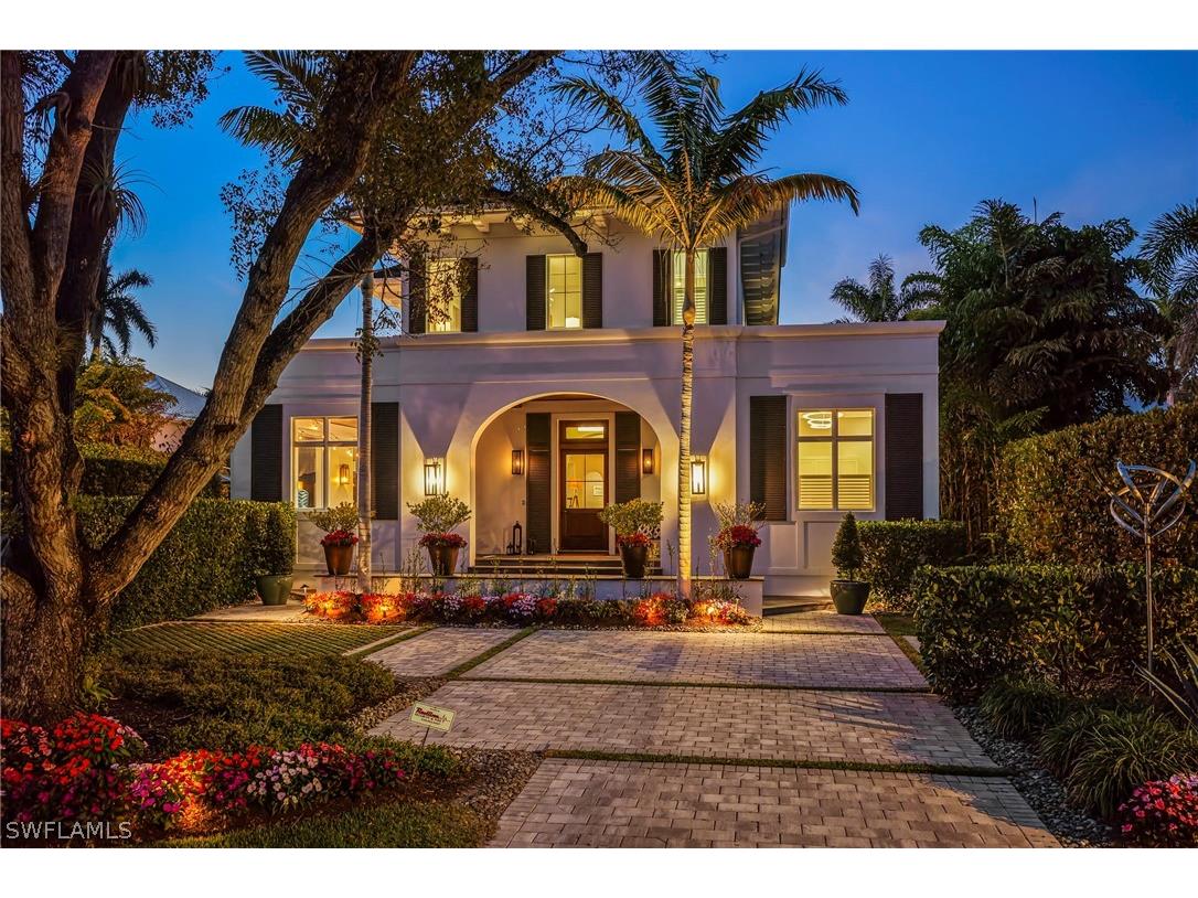 215 3rd Avenue N Naples FL 34102 226010516 image3