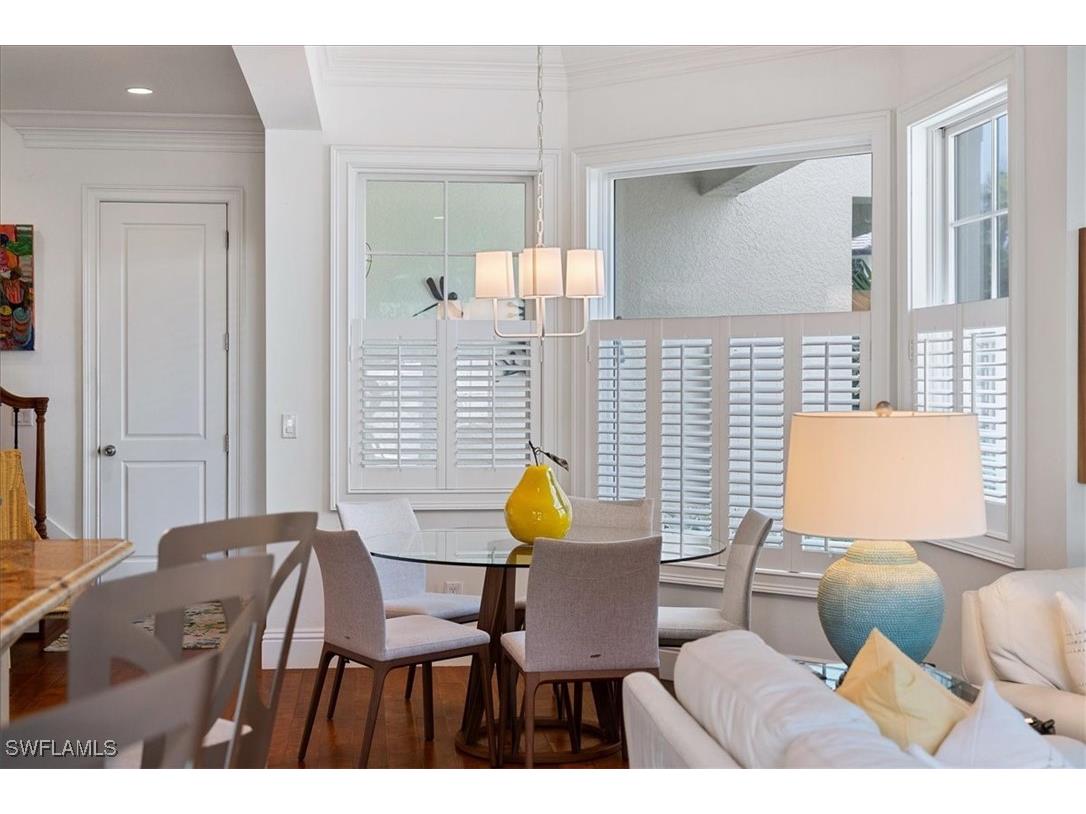 215 5th Street S Naples FL 34102 225077293 image10