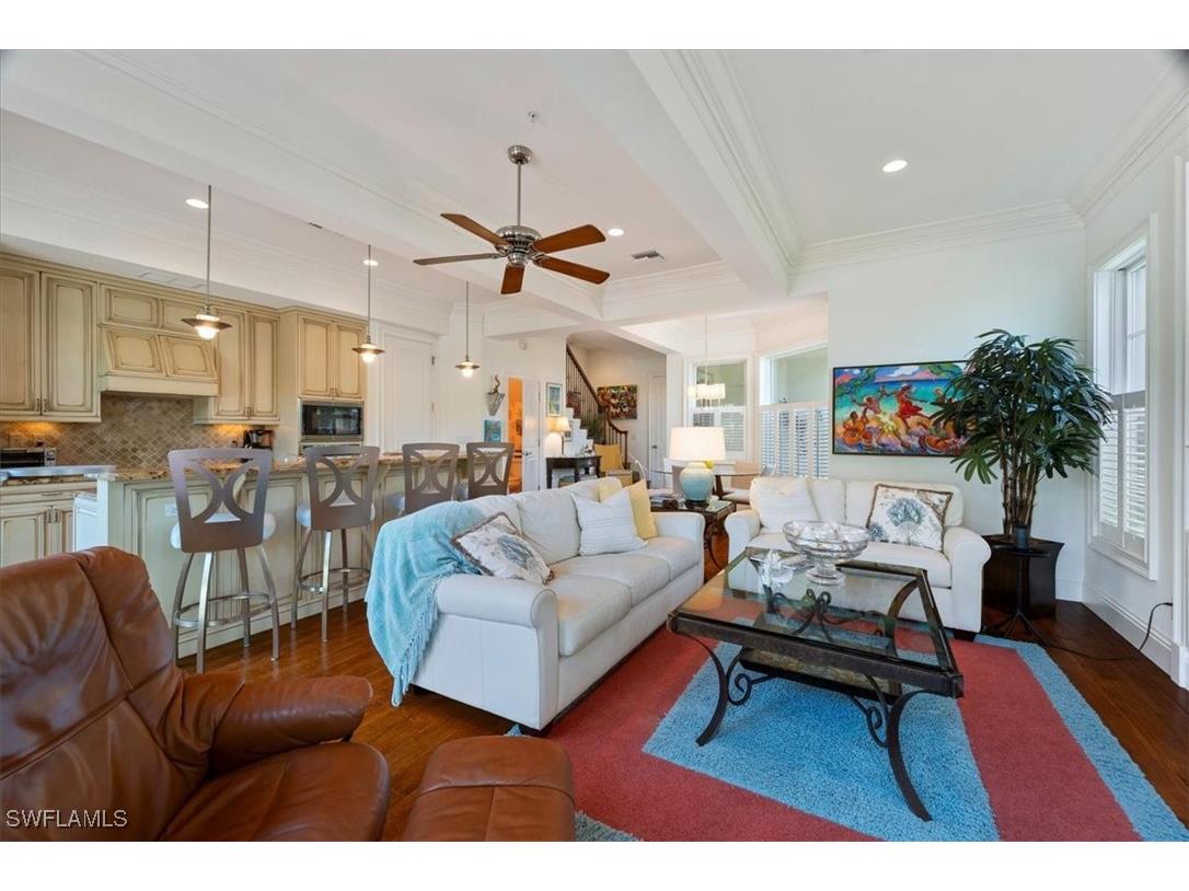 215 5th Street S Naples FL 34102 225077293 image17