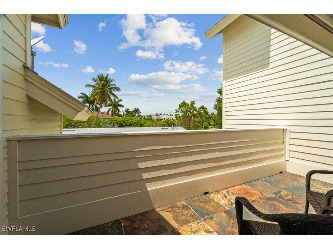 215 5th Street S Naples FL 34102 225077293 image47