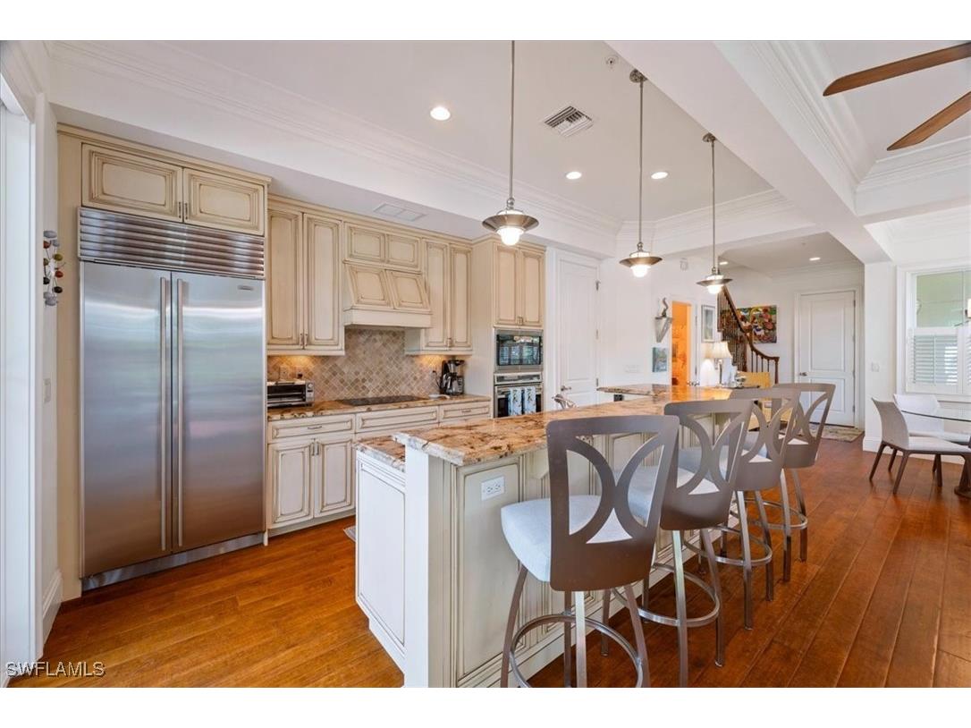 215 5th Street S Naples FL 34102 225077293 image5