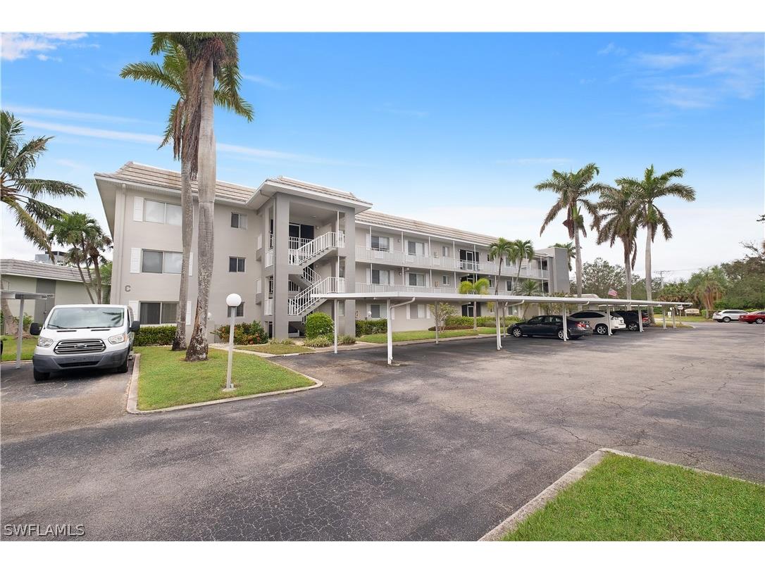 215 Cypress Way E #C3 Naples FL 34110 222083833 image1