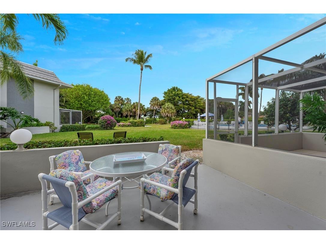 215 Cypress Way E #C4 Naples FL 34110 226002024 image13