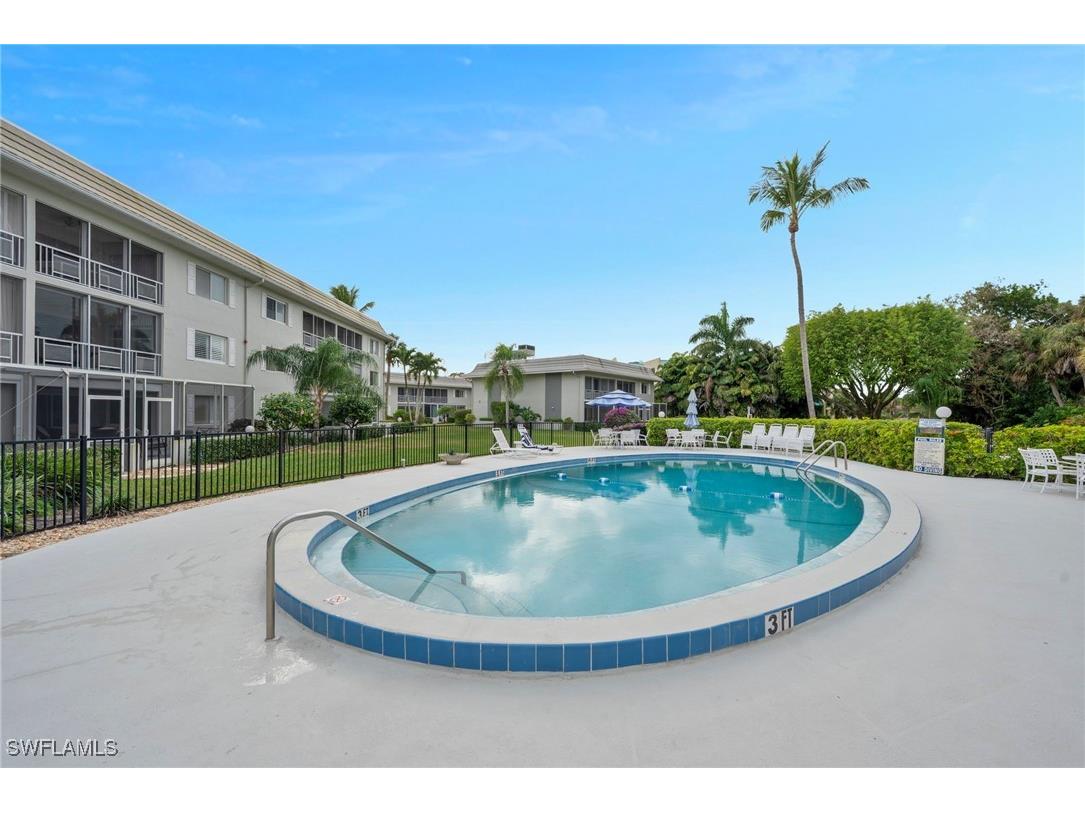 215 Cypress Way E #C4 Naples FL 34110 226002024 image15