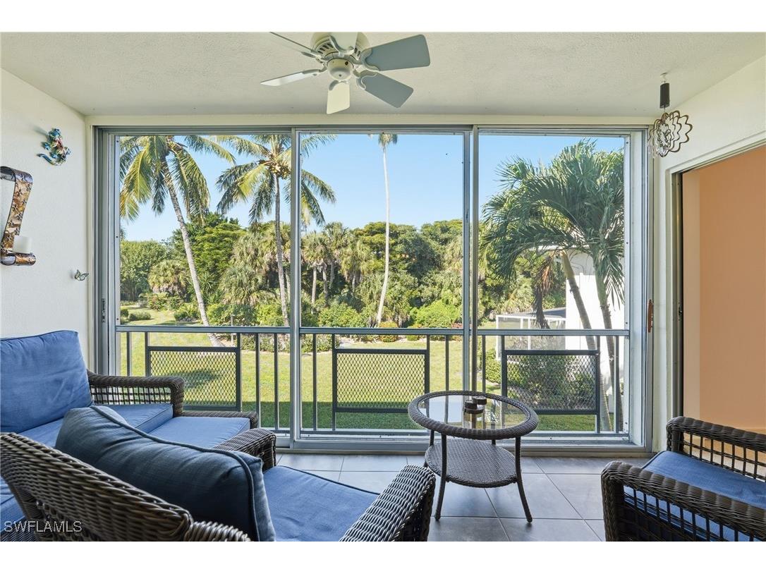 215 Cypress Way E #D8 Naples FL 34110 225078091 image5