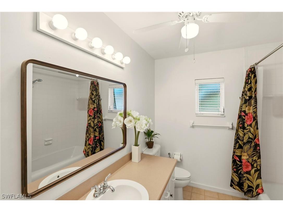 215 Cypress Way E #E3 Naples FL 34110 226005684 image25