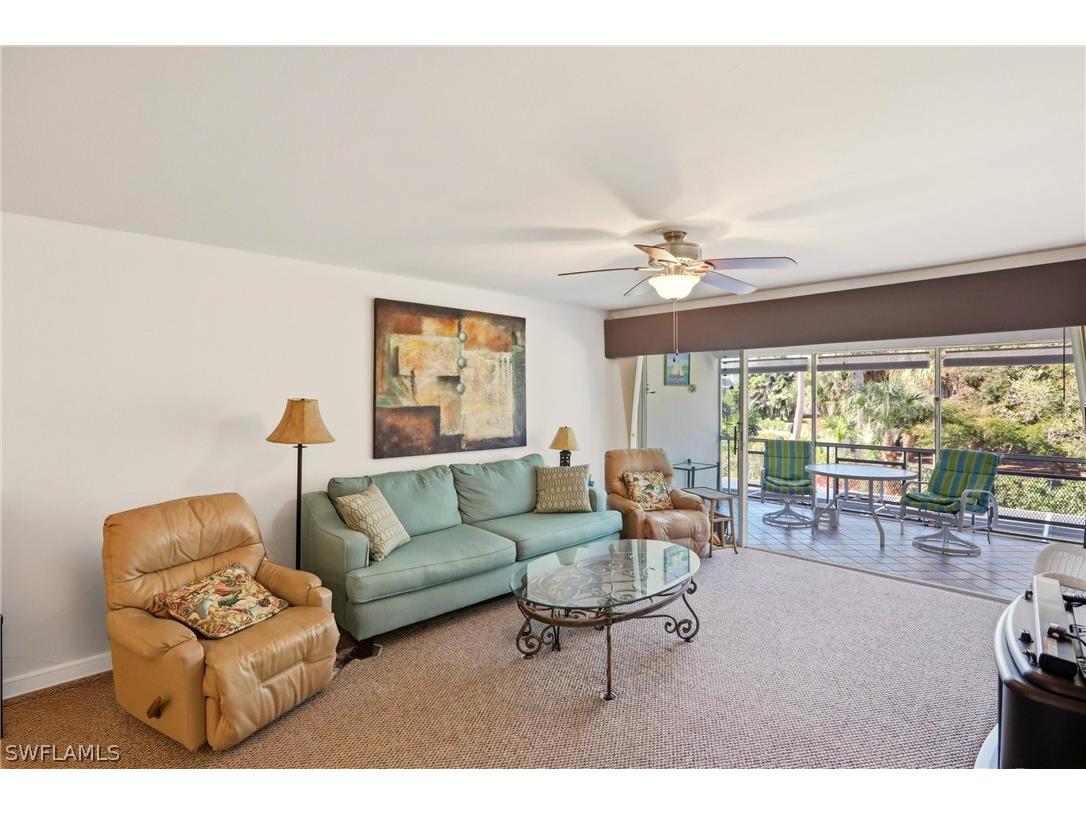 215 Cypress Way E #E3 Naples FL 34110 226005684 image3