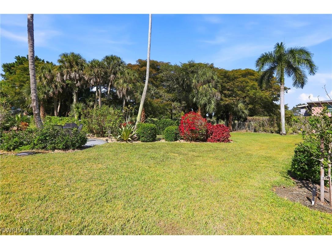 215 Cypress Way E #E3 Naples FL 34110 226005684 image32