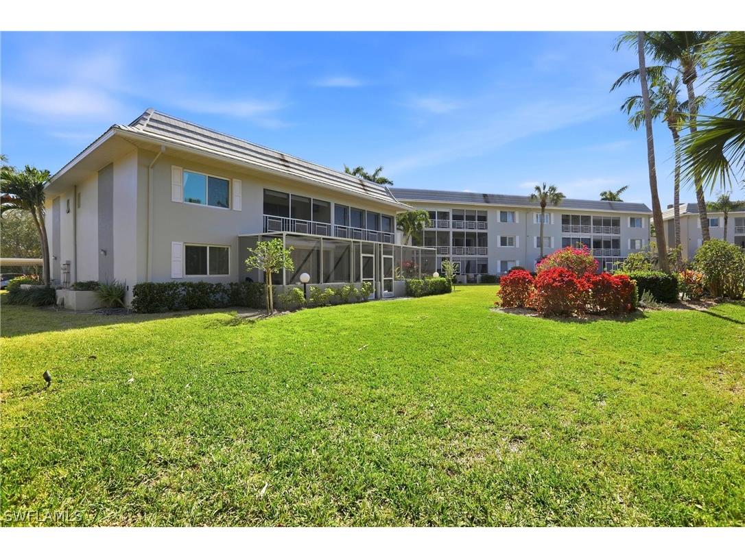 215 Cypress Way E #E3 Naples FL 34110 226005684 image36