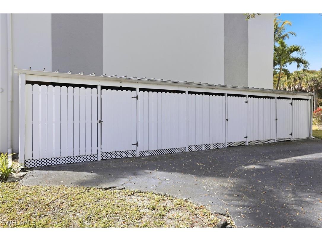 215 Cypress Way E #E3 Naples FL 34110 226005684 image38
