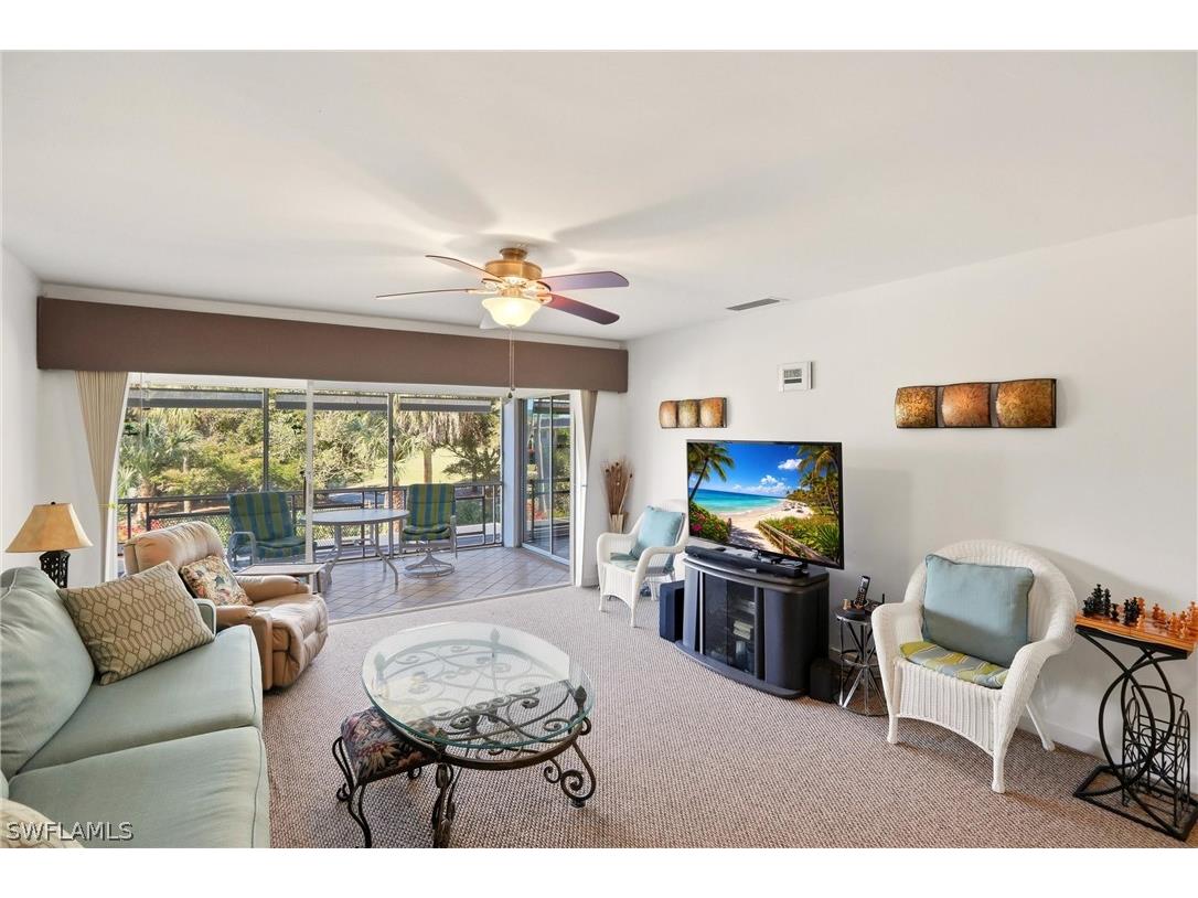 215 Cypress Way E #E3 Naples FL 34110 226005684 image4