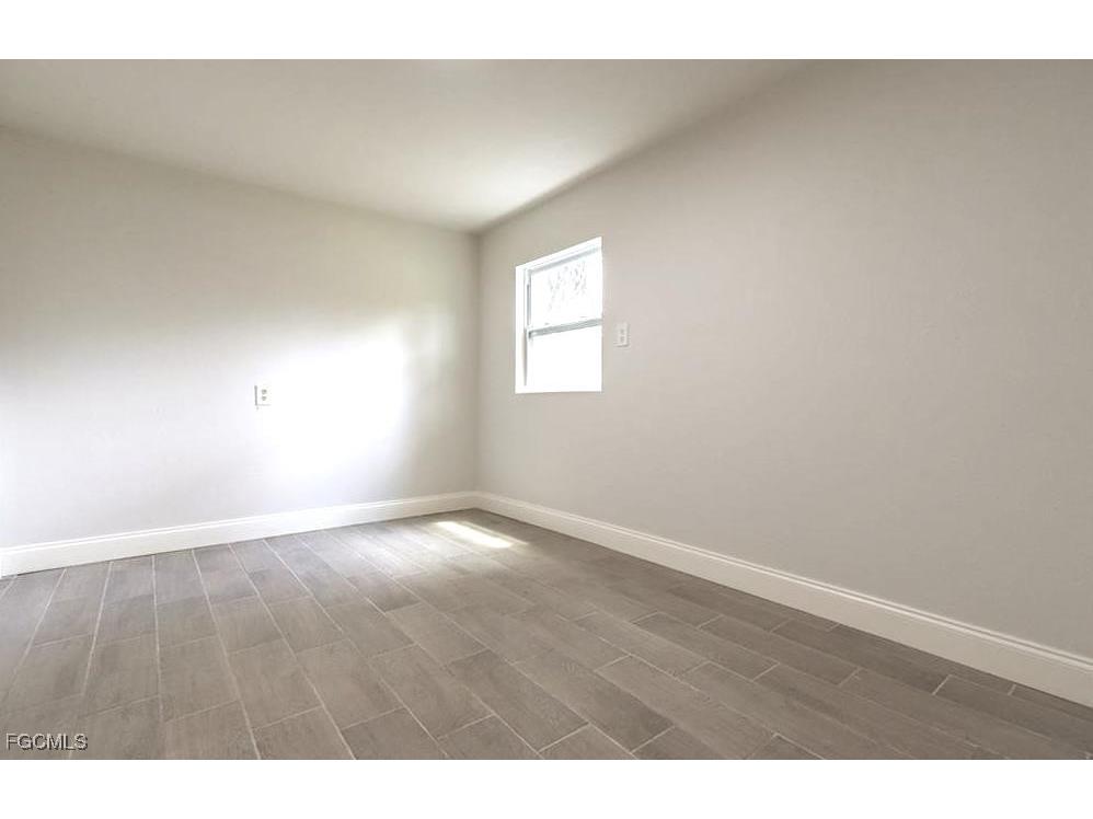 215 Delray Avenue Fort Myers FL 33905 2025023692 image12