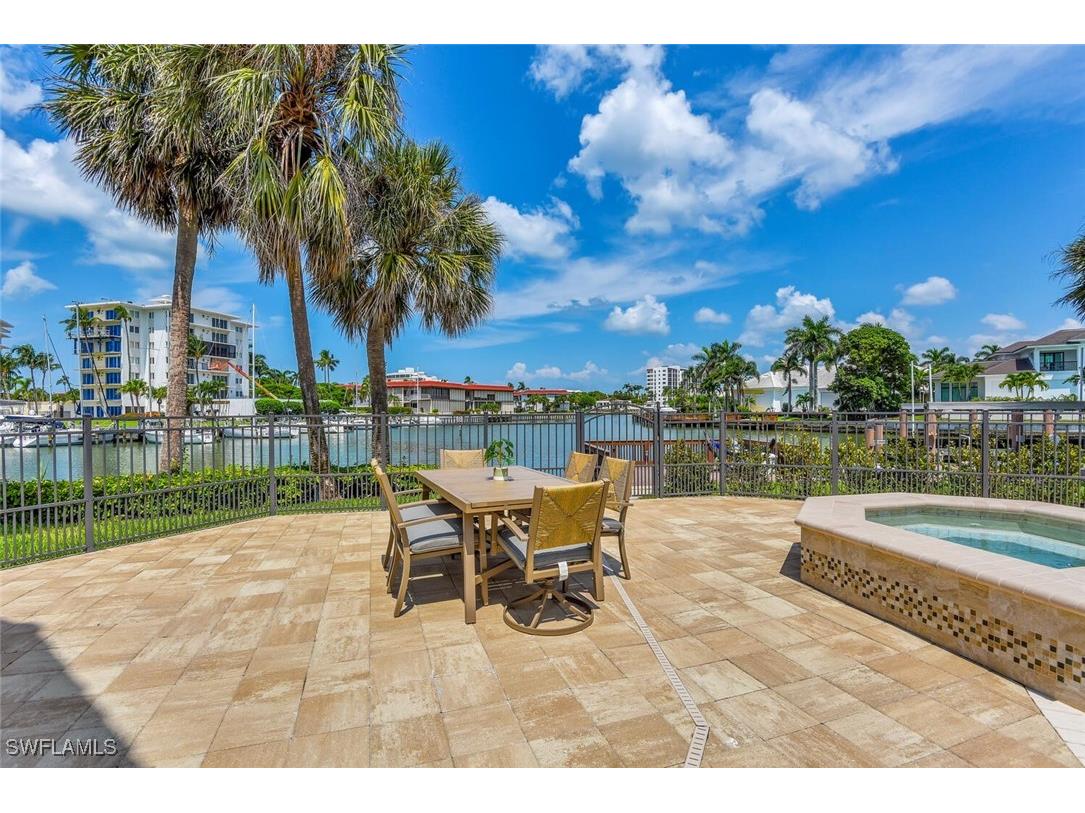 215 Mooring Line Drive Naples FL 34102 225064600 image49