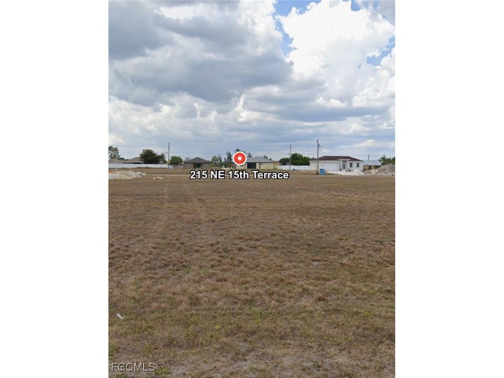 215 NE 15th Terrace Cape Coral FL 33909 2025022728 image1