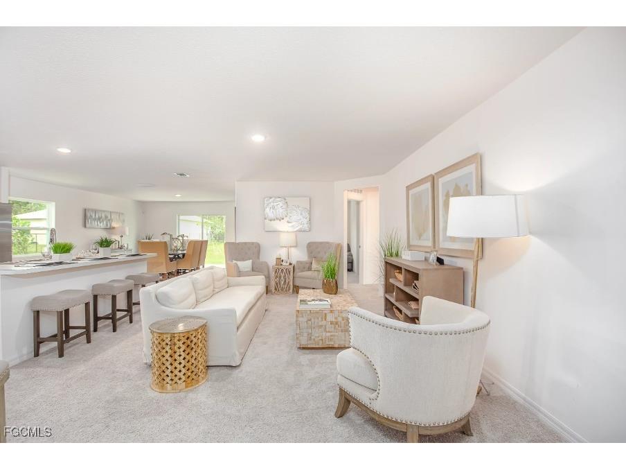 215 NW 4th Avenue Cape Coral FL 33993 2025005333 image9