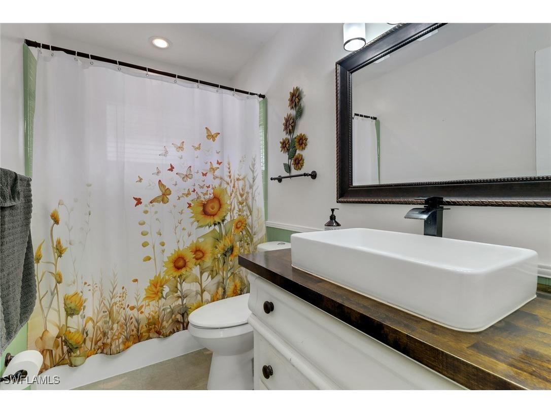 215 Oaklawn Court Lehigh Acres FL 33936 225040314 image11