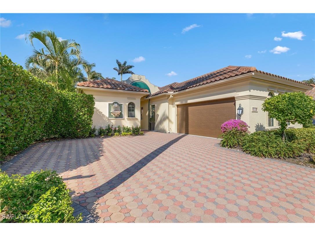 215 Point Salerno Naples FL 34108 225008130 image1