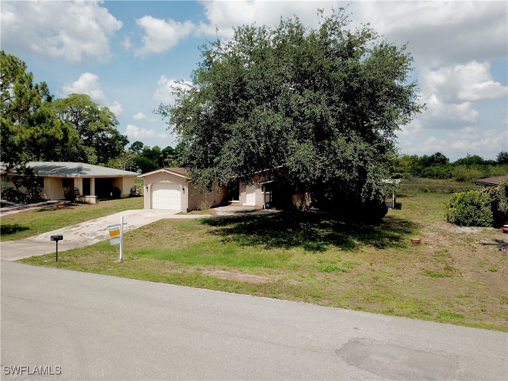 215 Redcliff Avenue Lehigh Acres FL 33936 225048998 image1