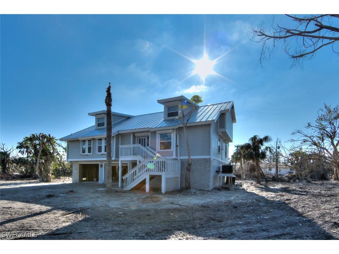 215 Robinwood Circle Sanibel FL 33957 222082087 image1