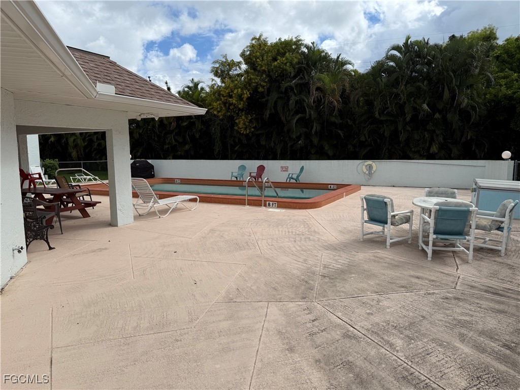 215 SE 15th Place #109 Cape Coral FL 33990 2025014303 image3