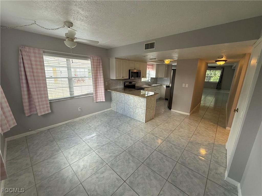 215 SE 15th Place #109 Cape Coral FL 33990 2025014303 image9
