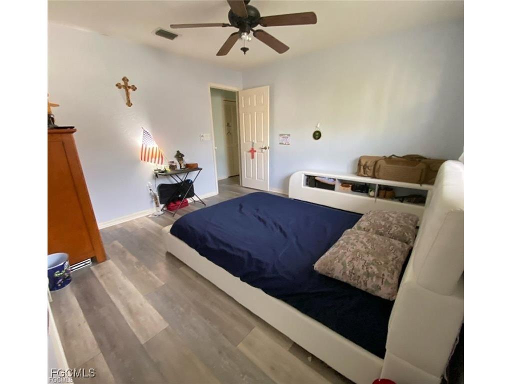 215 SE 1st Place Cape Coral FL 33990 2026003049 image17