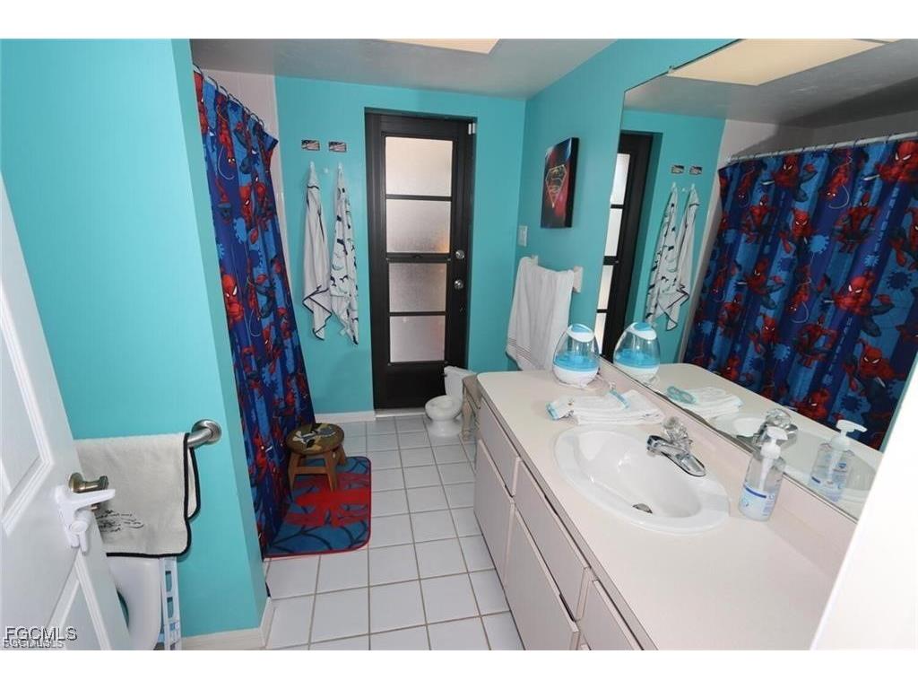 215 SE 1st Place Cape Coral FL 33990 2026003049 image18