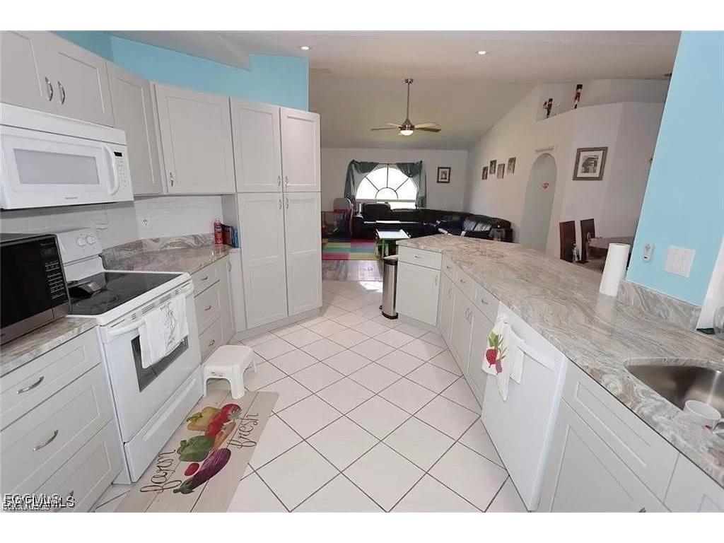 215 SE 1st Place Cape Coral FL 33990 2026003049 image7