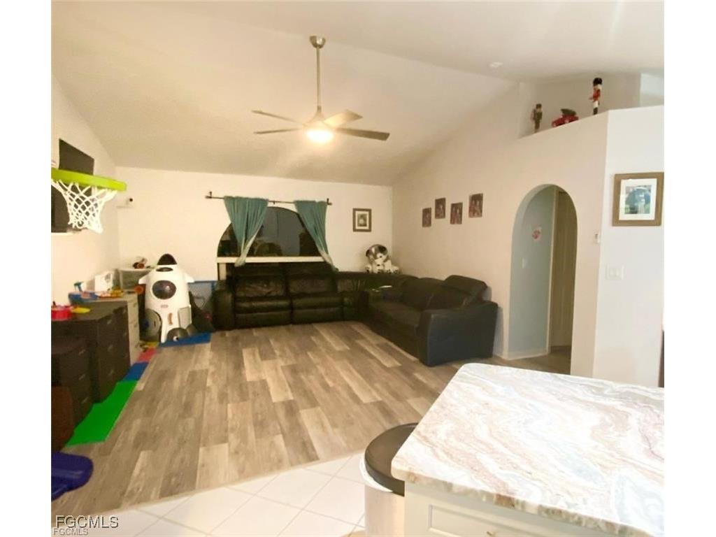 215 SE 1st Place Cape Coral FL 33990 2026003049 image8