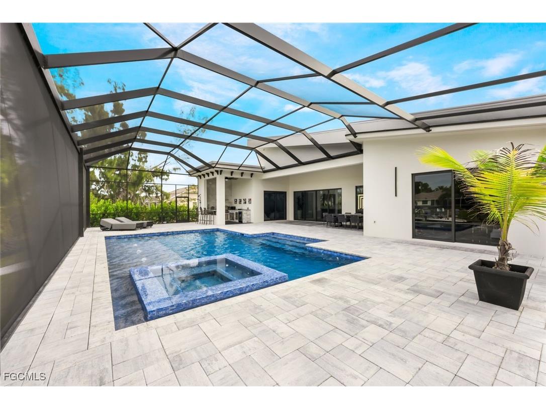 215 SE 28th Terrace Cape Coral FL 33904 2025014054 image12