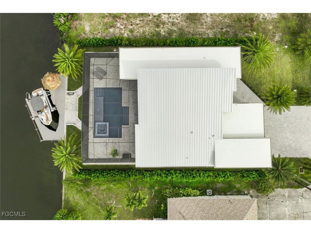 215 SE 28th Terrace Cape Coral FL 33904 2025014054 image19