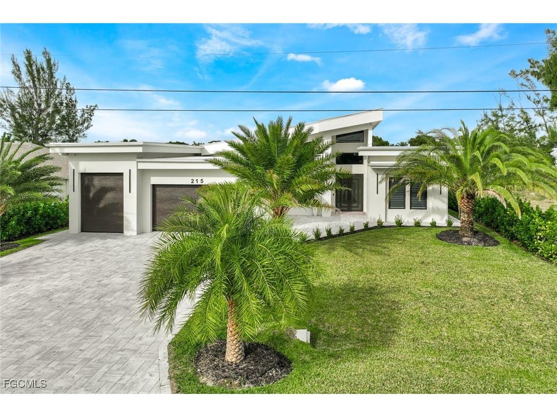 215 SE 28th Terrace Cape Coral FL 33904 2025014054 image2