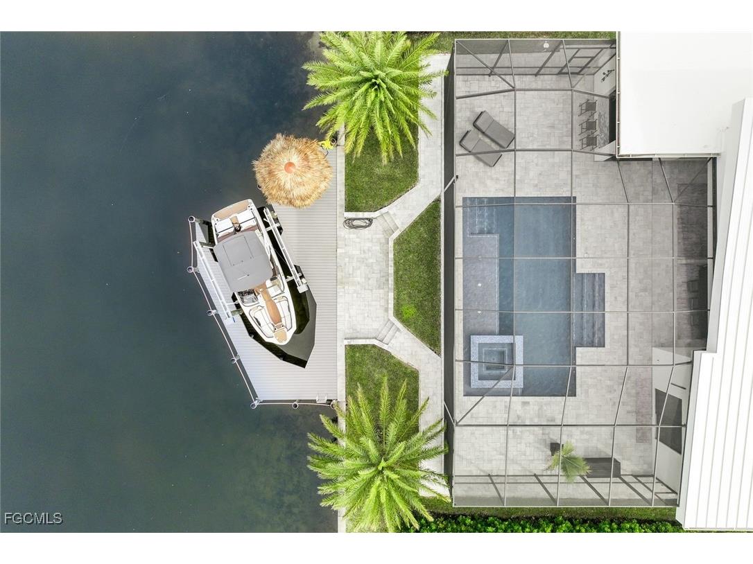 215 SE 28th Terrace Cape Coral FL 33904 2025014054 image20