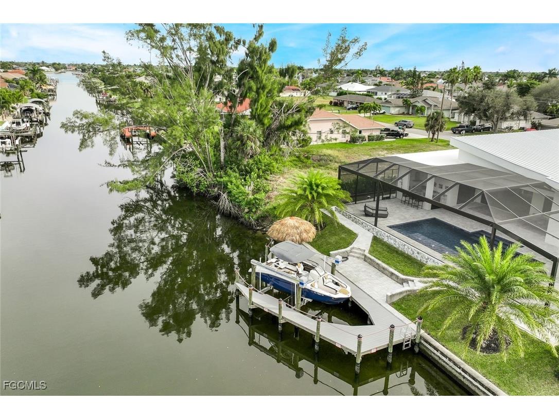 215 SE 28th Terrace Cape Coral FL 33904 2025014054 image22